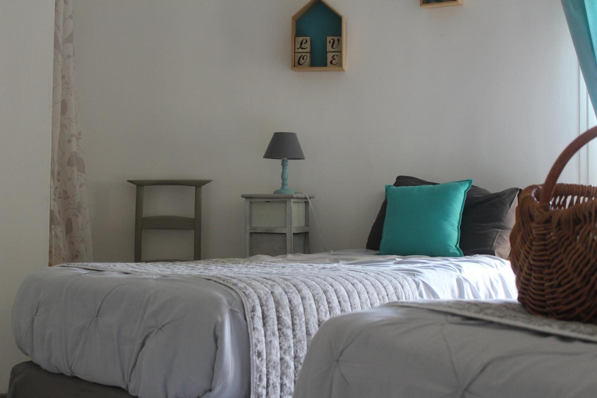 Domaine Borgnat Bed & Breakfast Escolives-Sainte-Camille ภายนอก รูปภาพ