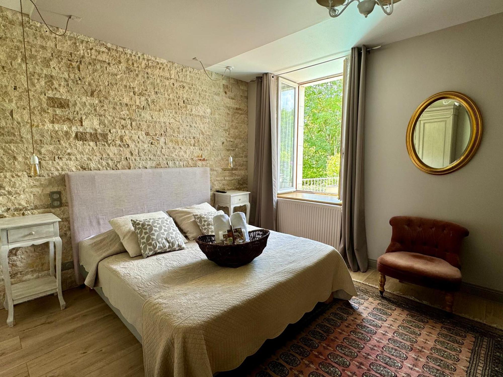 Domaine Borgnat Bed & Breakfast Escolives-Sainte-Camille ภายนอก รูปภาพ